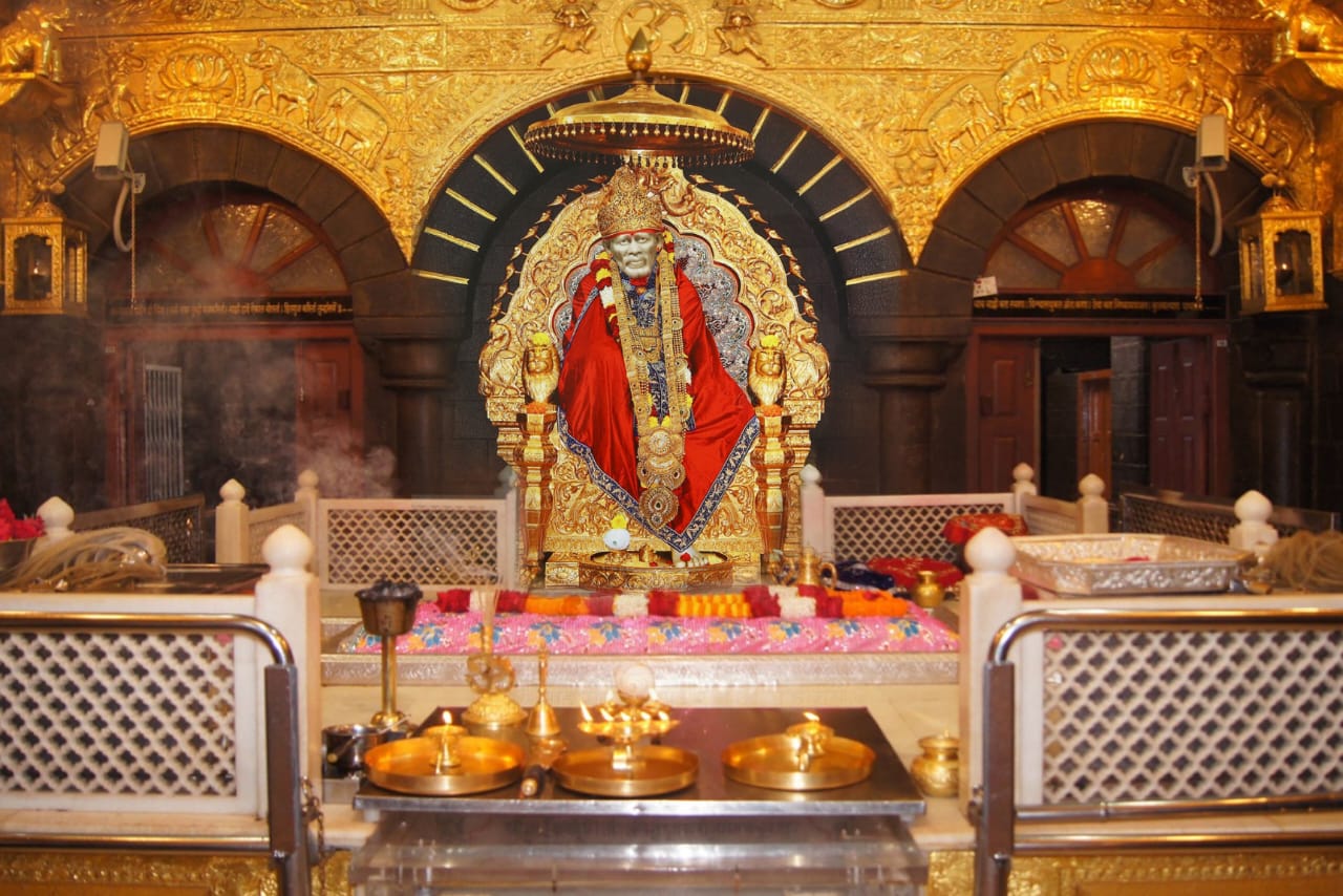 Pune To Shirdi Darshan Package